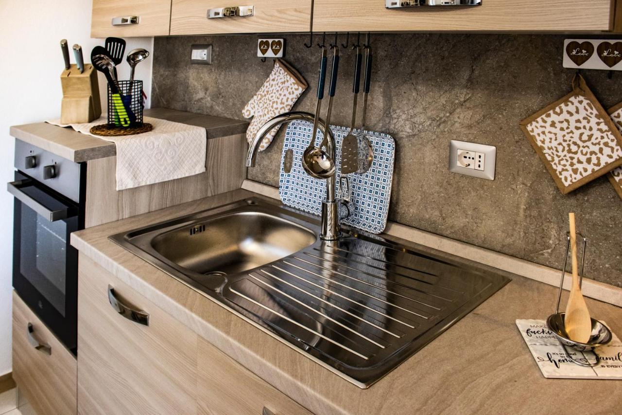 Casa Elena Apartment Portoscuso Luaran gambar